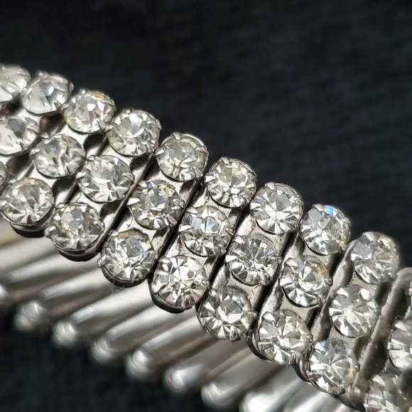 Jewelry Vintage Rhinestone Stretch Bracelet Marked Made In Japan Bling Euc Poshmark